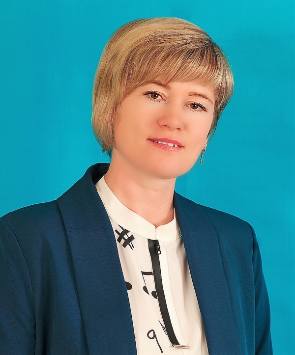 Попова Екатерина Ивановна.